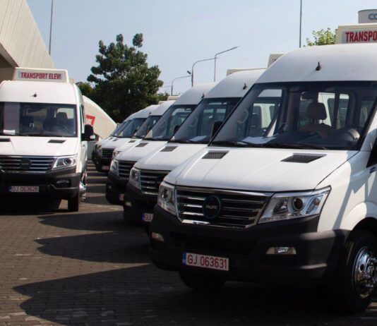 Consiliul Județean Gorj vrea încă 21 de microbuze electrice pentru elevi