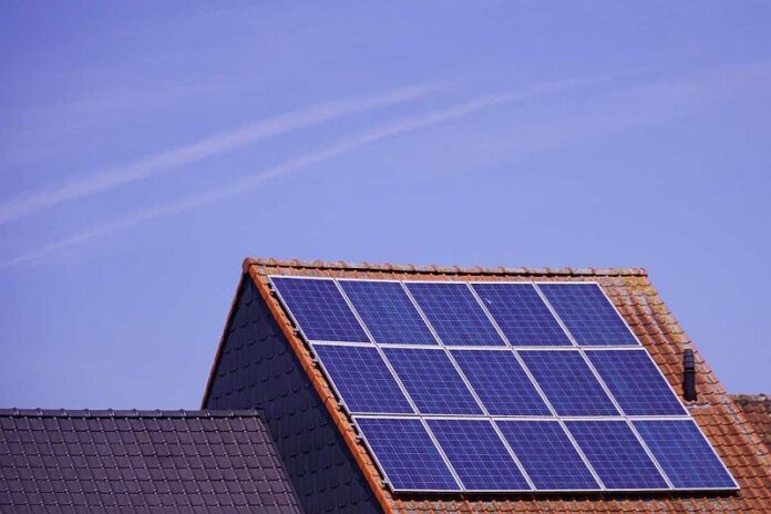 1.consumuldesearasibateriafotovoltaicacataenergieainevoiedupaapus
