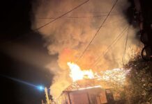 O casă din Runcu s-a făcut scrum în urma unui incendiu