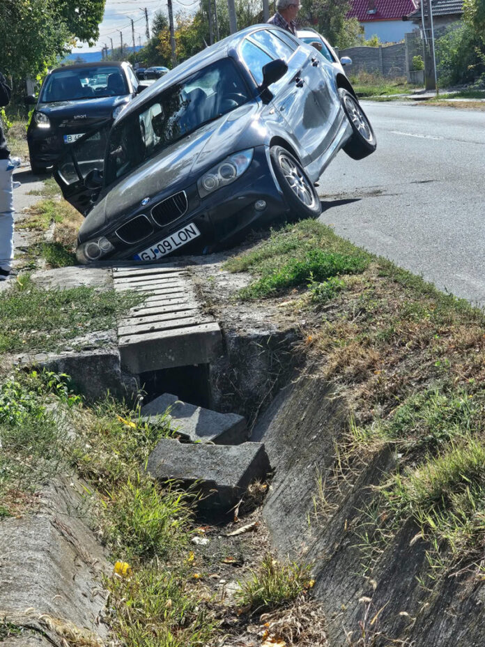 Copil rănit într-un accident produs pe una dintre cele mai periculoase șosele