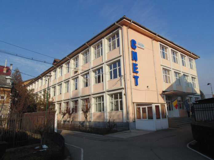 Concurs pentru directorii de școli din Gorj. Peste 150 de candidaturi pentru 133 de posturi