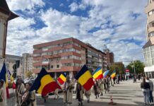 Procesiune emoționantă la Târgu Jiu, în memoria eroilor. 88 de ani de la inaugurarea operei lui Brâncuși