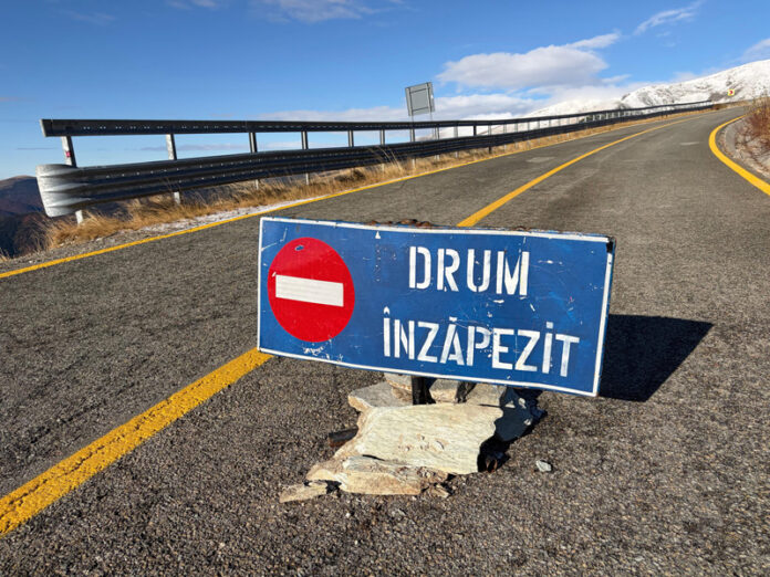 A venit iarna pe Transalpina! „Când am venit spre Rânca era iadul“