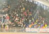 VIDEO: Incident violent în Sala Sporturilor din Târgu Jiu între suporterii vâlceni și cei gorjeni