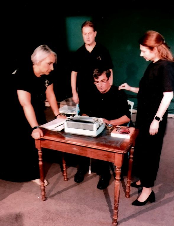 Cronica de teatru – Lecția Arghezi – spectacol lectură – un spectacol de George Drăghescu