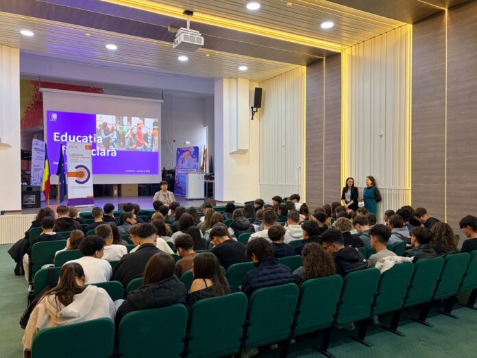 Elevii din Târgu Jiu pot câștiga până la 1.200 de euro la un concurs de idei de afaceri