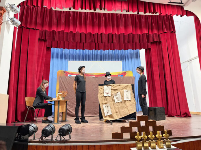 Cine sunt câștigătorii festivalului de teatru pentru amatori de la Polovragi