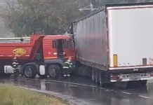 Două mașini de mare tonaj s-au ciocnit la Vierșani. Șoferii au ajuns la spital