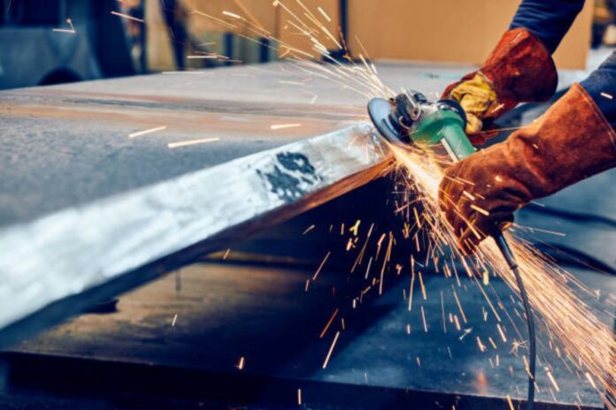 Industria Gorjului a apăsat accelerația în iulie, dar cifrele ascund o problemă: producția este mult sub nivelul de anul trecut