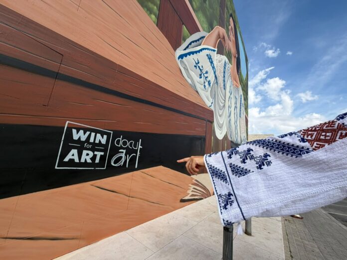 Mural de 80 de metri pătrați dedicat patrimoniului gorjenesc, inaugurat la Madrid