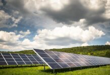 Energie gratuită pentru localnicii unei comune din Gorj
