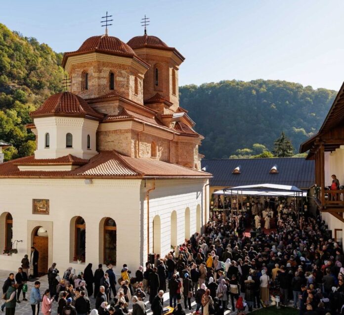 Slujba Proclamării locale a canonizării Sfintei Cuvioase Antonina de la Tismana – ,,S-o rugăm pe Sfânta Cuvioasa Antonina să mijlocească la Milostivul Dumnezeu pentru noi toți, pentru mănăstirea aceasta, pentru neamul nostru românesc”!